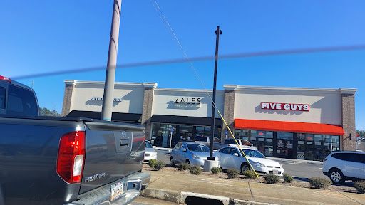 Jewelry Store «Zales - The Diamond Store», reviews and photos, 6700 Douglas Blvd #1140, Douglasville, GA 30135, USA