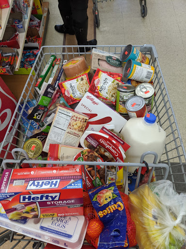 Grocery Store «United Grocery Outlet», reviews and photos, 1000 Dekalb Plaza Blvd, Fort Payne, AL 35967, USA