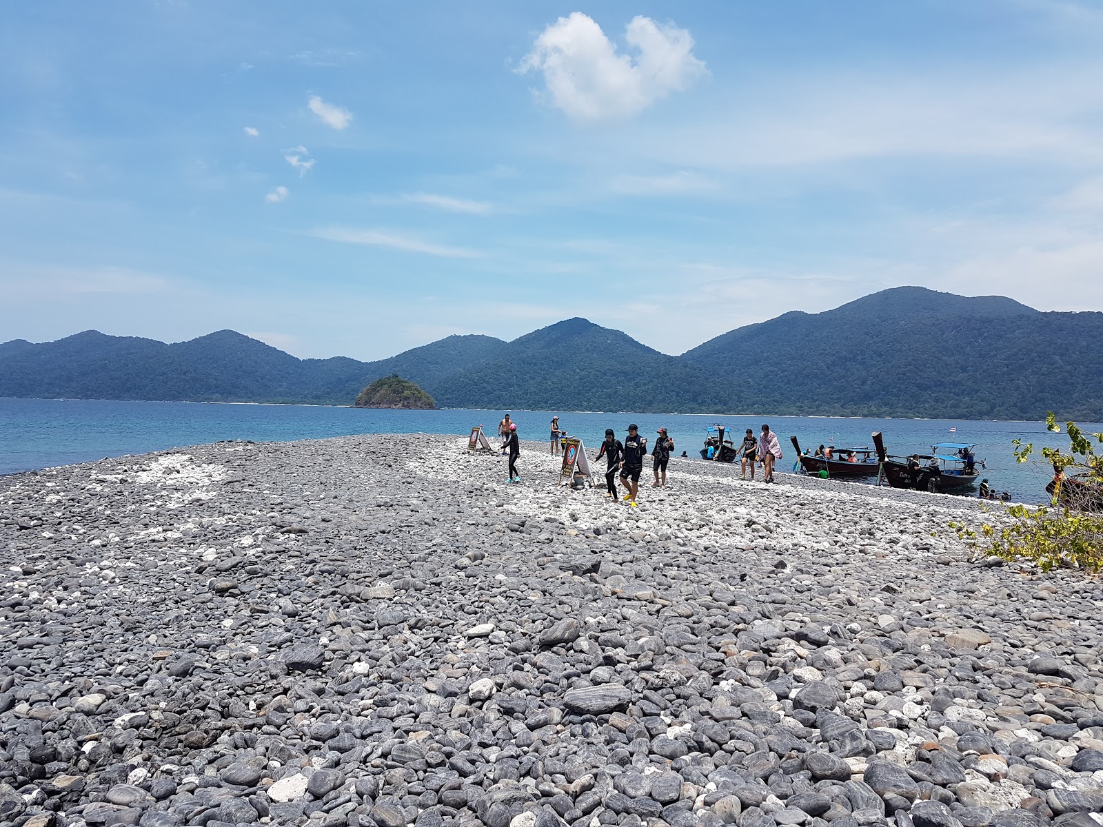 Foto af Hin Ngam Beach med høj niveau af renlighed