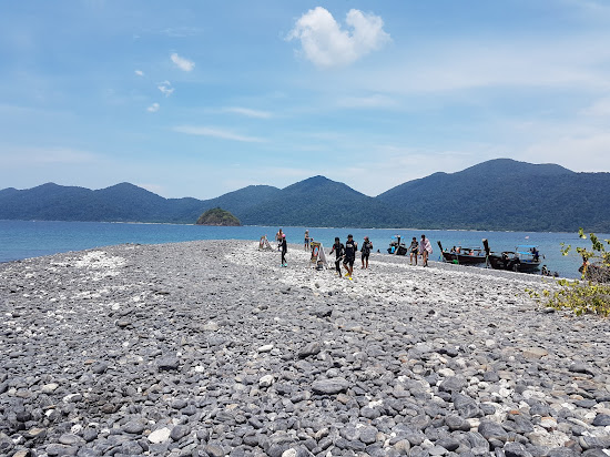 Hin Ngam Beach