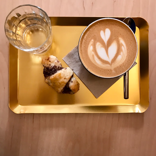 Hola Coffee