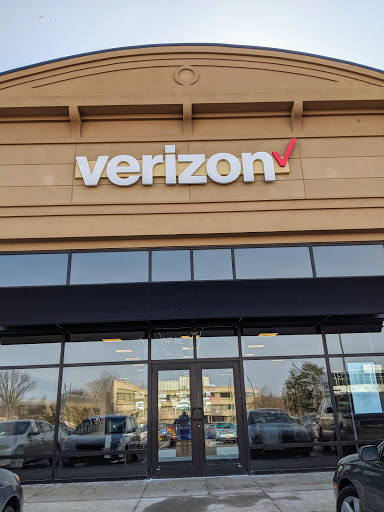 Cell Phone Store «Verizon», reviews and photos, 6712 Rockside Rd, Independence, OH 44131, USA