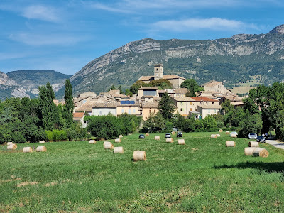Camping Le Village à La Motte-Chalancon