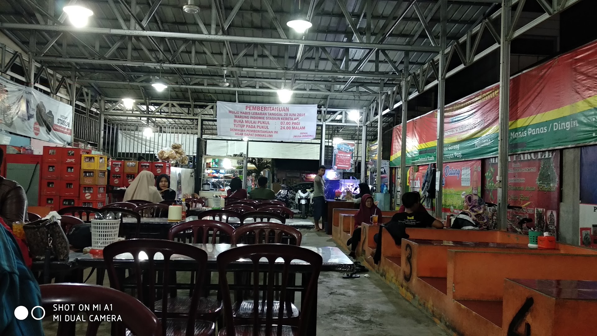 Warung Indomie Stasiun Kereta Api Photo