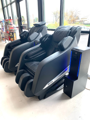 Dry Cleaner «OASIS/ DRY CLEANER & LAUNDROMAT», reviews and photos, 84 N Grant Ave, American Fork, UT 84003, USA