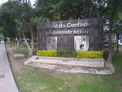 Escuela de administración de empresas Santiago de Querétaro