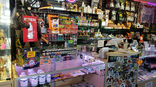 Tobacco Shop «Smoke & Vape», reviews and photos, 1185 Old Dixie Hwy A2, Vero Beach, FL 32960, USA