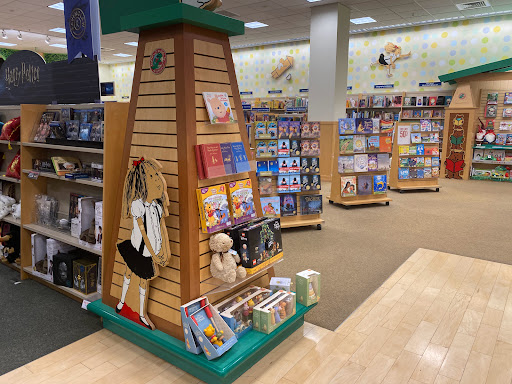 Book Store «Barnes & Noble», reviews and photos, 131 Colonie Center #355, Albany, NY 12205, USA
