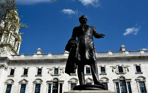 Viscount Palmerston Statue image