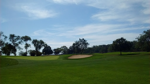 Golf Course «Merrick Golf Course», reviews and photos, 2550 Clubhouse Rd #1, Merrick, NY 11566, USA