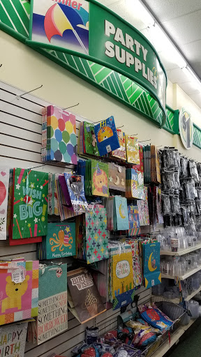 Dollar Store «Dollar Tree», reviews and photos, 2505 Parkman Rd NW, Warren, OH 44485, USA