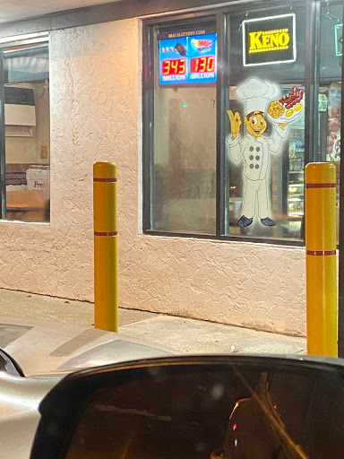 Donut Shop «Donut King», reviews and photos, 411 Middle St, Weymouth, MA 02189, USA