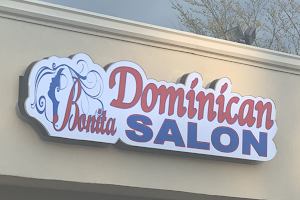 On point Dominican Hair Salon by Carmen image