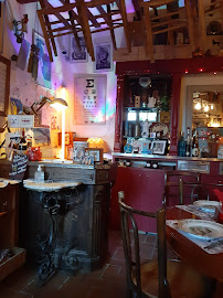 Atmosphère du Restaurant Lou Mas Des 7 Lieux, La Maison à Pernes-les-Fontaines - n°3