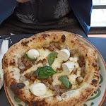 Photo n°2 de l'avis de Salvatore.i fait le 25/05/2023 à 07:55 sur le  Pizzeria Vincenzo Capuano à Naples