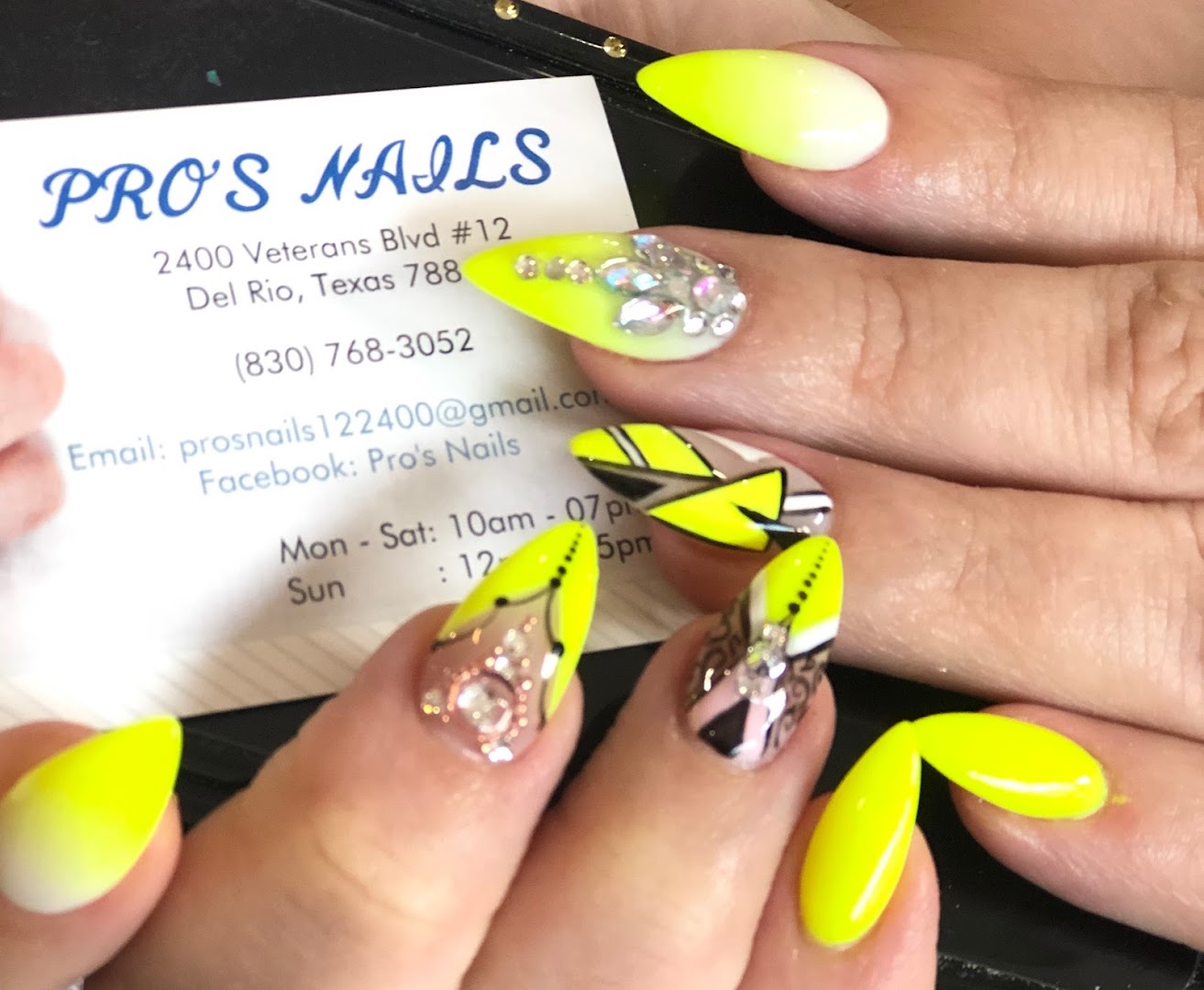 Pro's Nails