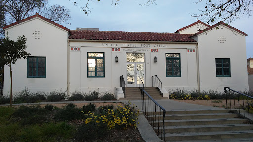 Post Office «United States Postal Service», reviews and photos, 140 Harvard Ave N, Claremont, CA 91711, USA