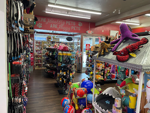 Pet Store «Firehouse Pet Shop & Grooming», reviews and photos, 17 S Wenatchee Ave, Wenatchee, WA 98801, USA