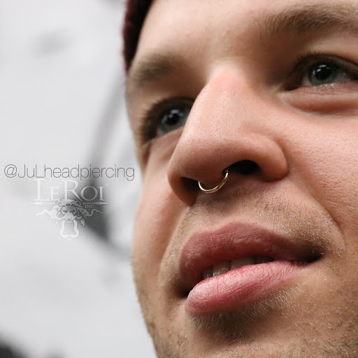 Explore star tattoo ideas, creative tattoo ideas in Alhambra, available at JuL head