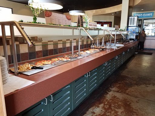 Pizza Restaurant «Round Table Pizza», reviews and photos, 2511 Naglee Rd, Tracy, CA 95304, USA