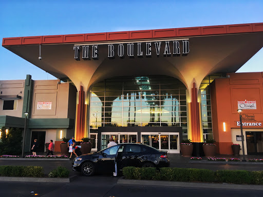 The Boulevard Mall, 3528 S Maryland Pkwy, Las Vegas, NV 89169, USA, 