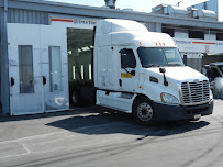 Boulevard Collision Center - Photo 5 - Car repair in Signal Hill, CA, Long Beach