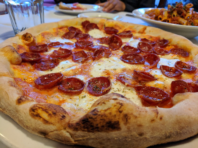 #1 best pizza place in Santa Barbara - Via Vai Trattoria Pizzeria