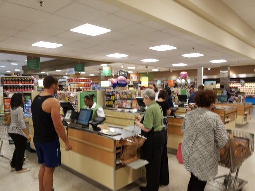Supermarket «Publix Super Market at Lenox Marketplace», reviews and photos, 3535 Peachtree Rd, Atlanta, GA 30326, USA