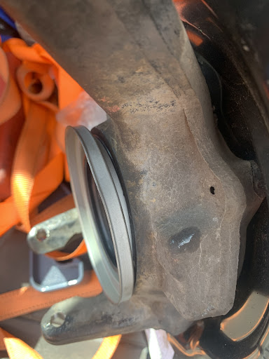 Toyota Dealer «Royal Moore Toyota», reviews and photos, 1415 SE River Rd, Hillsboro, OR 97123, USA