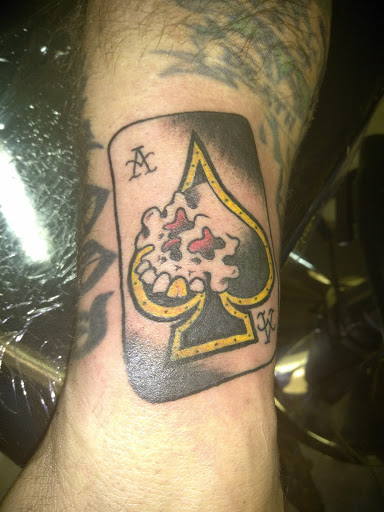 Tattoo Shop «Sacred Ink Tattoo», reviews and photos, 2707 E Court St, Flint, MI 48503, USA