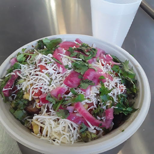 Mexican Restaurant «QDOBA Mexican Eats», reviews and photos, 10550 E Garden Dr Suite 101, Aurora, CO 80012, USA