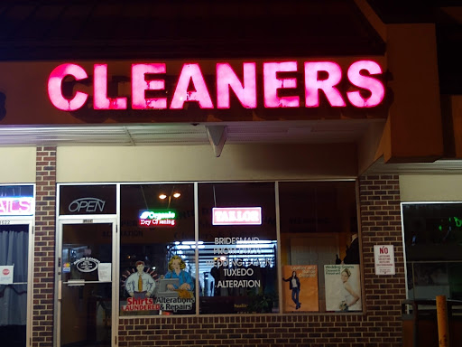 Tailor «Shalom Cleaners & Tailors», reviews and photos, 11624 Reisterstown Rd, Reisterstown, MD 21136, USA