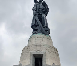 Soviet War Memorial Treptow photo