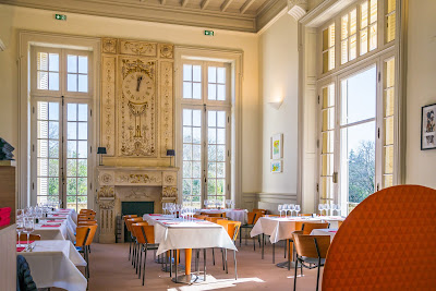 Restaurant white home à Nîmes