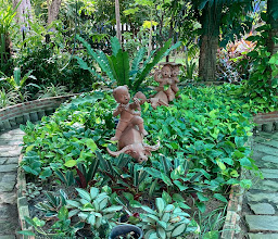 Santiphap Park photo