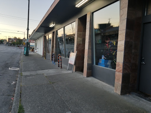 Bicycle Store «Tacoma Bike», reviews and photos, 3010 6th Ave, Tacoma, WA 98406, USA