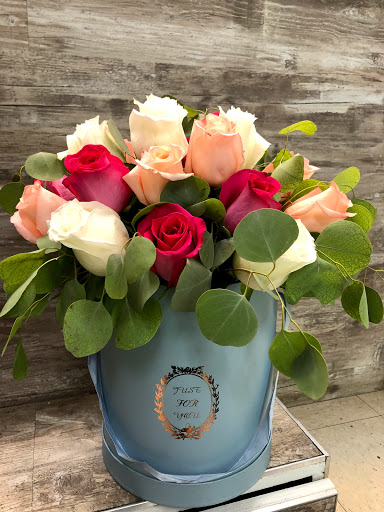 Florist «Everest Florist and Gifts Sacramento», reviews and photos, 7137 Walerga Rd, Sacramento, CA 95842, USA