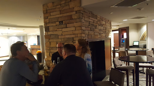 Hotel «Courtyard by Marriott Canton», reviews and photos, 4375 Metro Cir NW, North Canton, OH 44720, USA