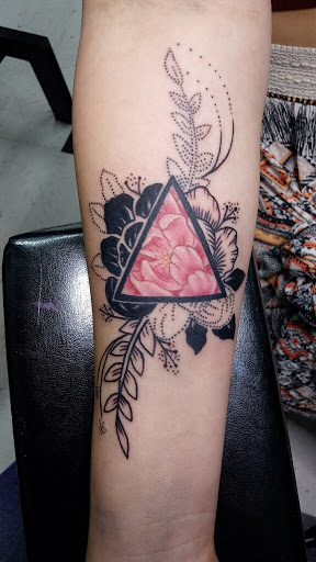 Explore grateful dead tattoo ideas, creative tattoo ideas in Lawton, available at Impact Ink Tattoo Studios