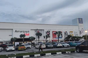 Samsung Experience Store Amanjaya Mall image