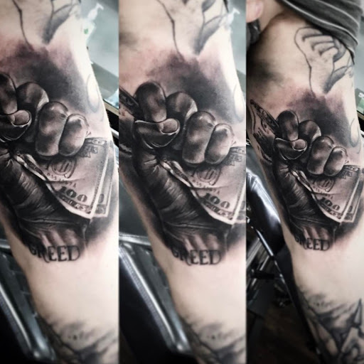 Explore simple hummingbird tattoo ideas, creative tattoo ideas in San Diego, available at SD Tattoo