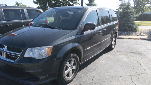 Car Dealer «Express Auto Of Benton Harbor», reviews and photos, 1620 Mall Dr, Benton Harbor, MI 49022, USA