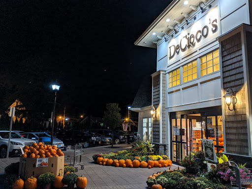 Grocery Store «DeCicco & Sons», reviews and photos, 17 Maple Ave, Armonk, NY 10504, USA