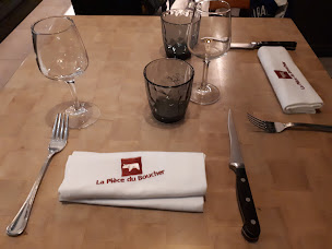 Photo n°99 de La Pièce du Boucher à Limonest ()