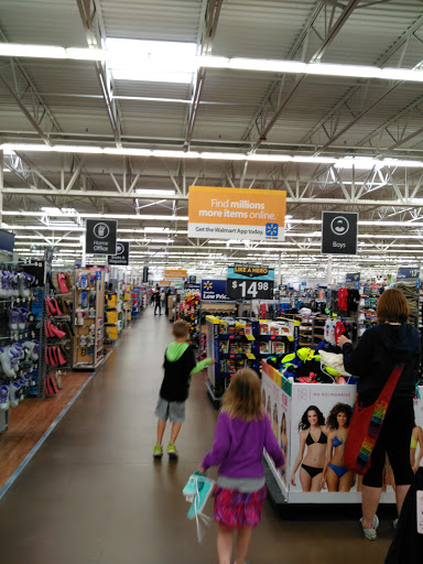 Department Store «Walmart Supercenter», reviews and photos, 6170 Saginaw Rd, Grand Blanc, MI 48439, USA