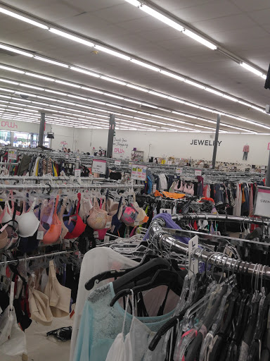Discount Store «Discount Fashion Warehouse Great Southern», reviews and photos, 3755 S High St, Columbus, OH 43207, USA