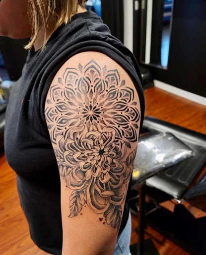 Explore r2d2 tattoo ideas, creative tattoo ideas in Brentwood, available at Tinas Tattoos of Brentwood