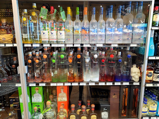 Liquor Store «535 Liquor», reviews and photos, 3260 Vineland Rd, Kissimmee, FL 34746, USA