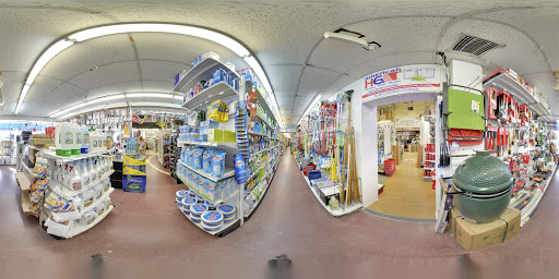 Hardware Store «Miami Home Centers, Benjamin Moore Paint Center, Miami Beach», reviews and photos, 545 Arthur Godfrey Rd, Miami Beach, FL 33140, USA