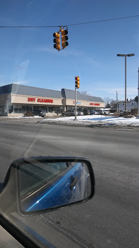 Laundromat «ProClean Laundromat & Dry Cleaners», reviews and photos, 24802 Gratiot Ave, Eastpointe, MI 48021, USA